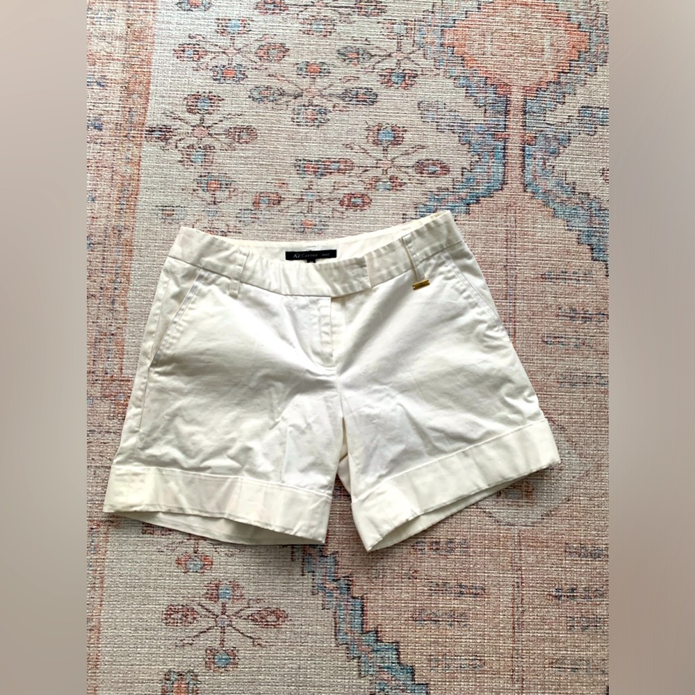 White cotton shorts - 25 inch waist